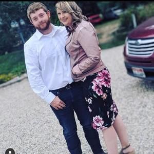 Meet your Posher, Keeley